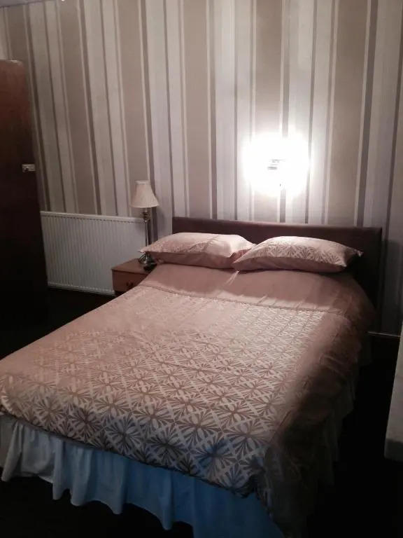 Bayona Guest House