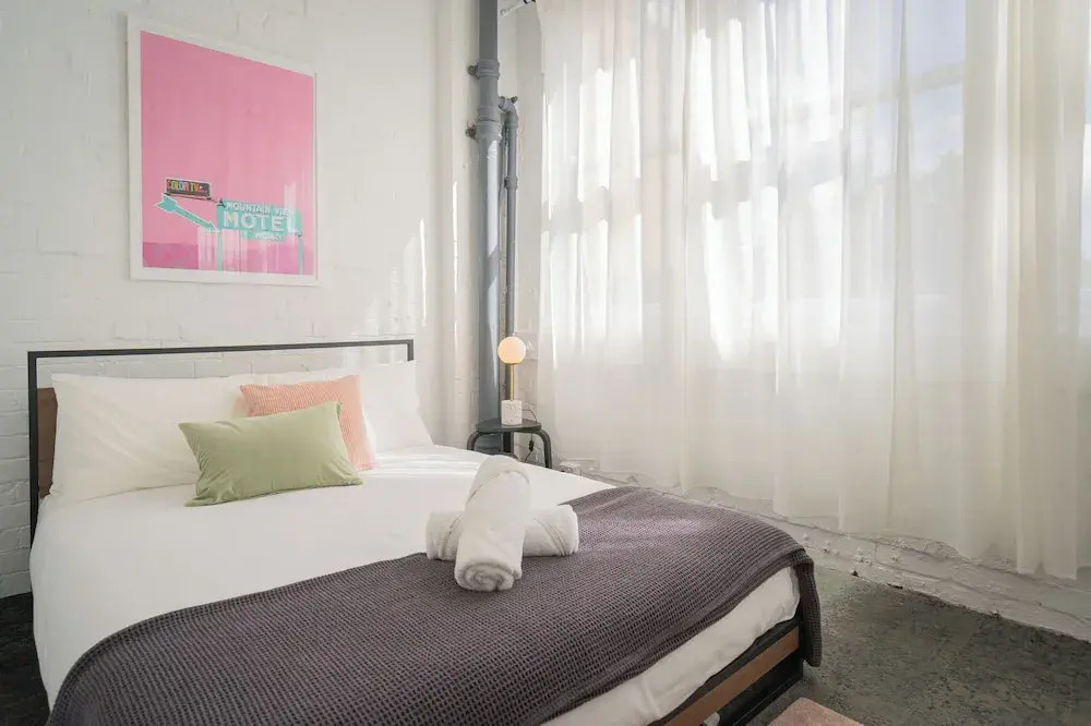 Kozyguru | Chic Studios | Oasis In The Heart Of Darlinghurst