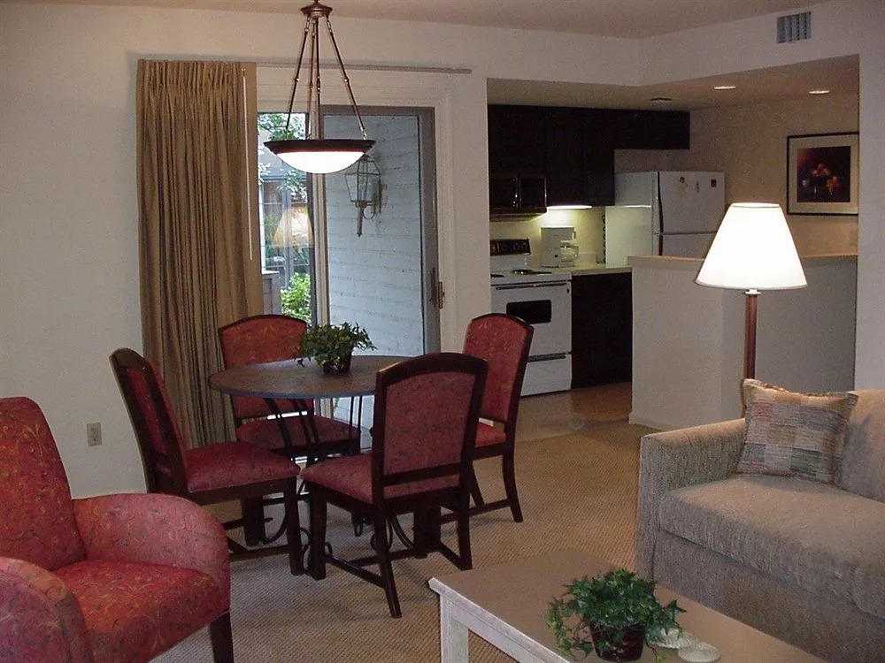 The Inn at Tallgrass