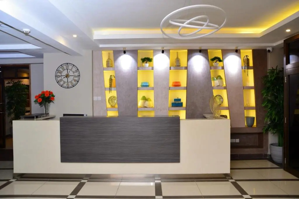 Razana Hotel