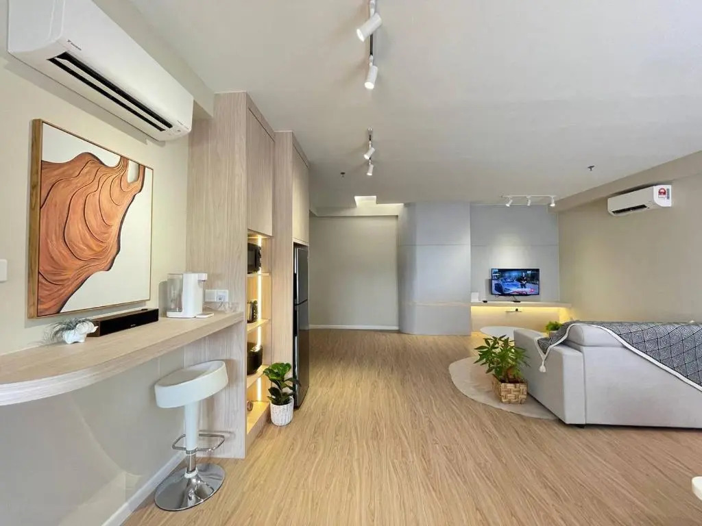 QUEENSLAND SUITES at Aru Suites, Kota Kinabalu