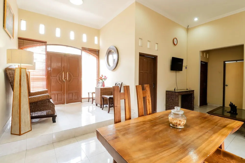 Homestay Surya