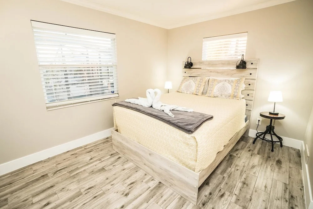 Baywatch - 712 Jamaica Cir W 4 Bedroom Home
