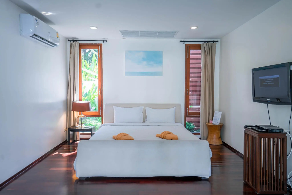 Pranaluxe 4 Bedroom Pool Villa C6