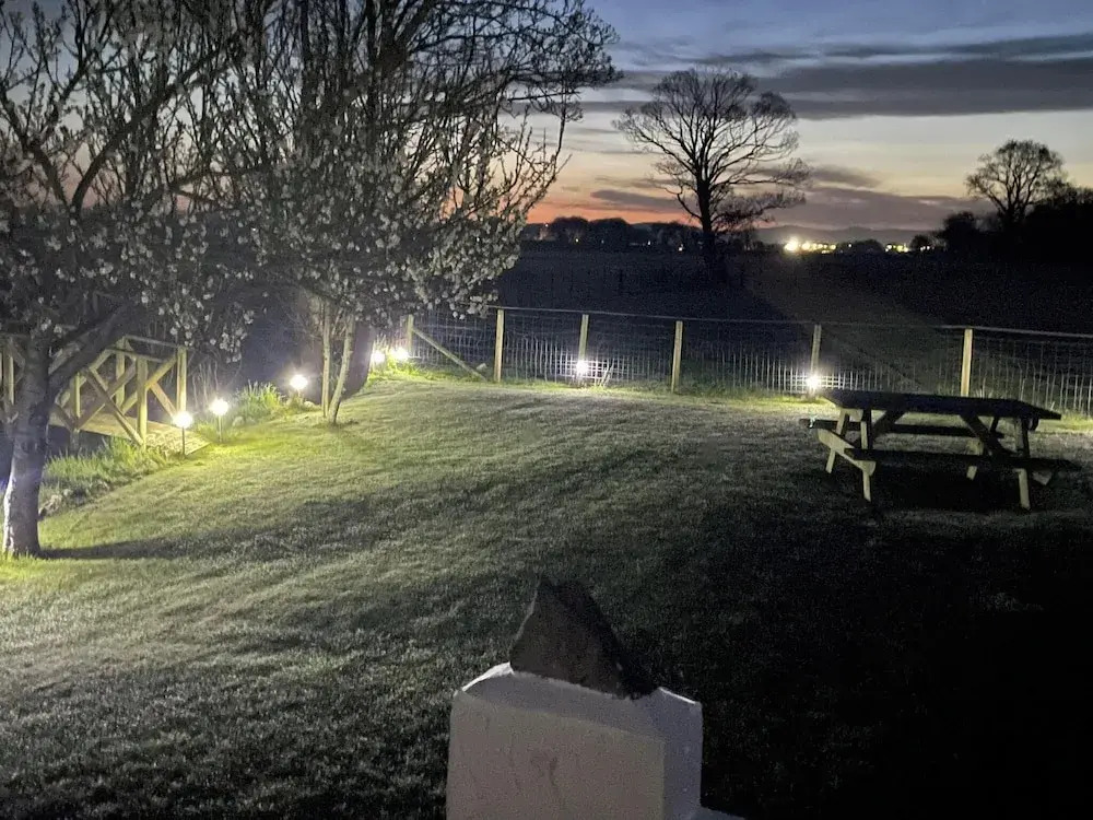 Ulverstons Little gem - Sleeps 2 - Free Parking
