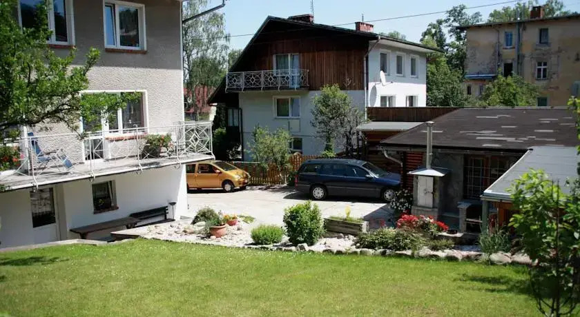 Willa Ada & Apartments