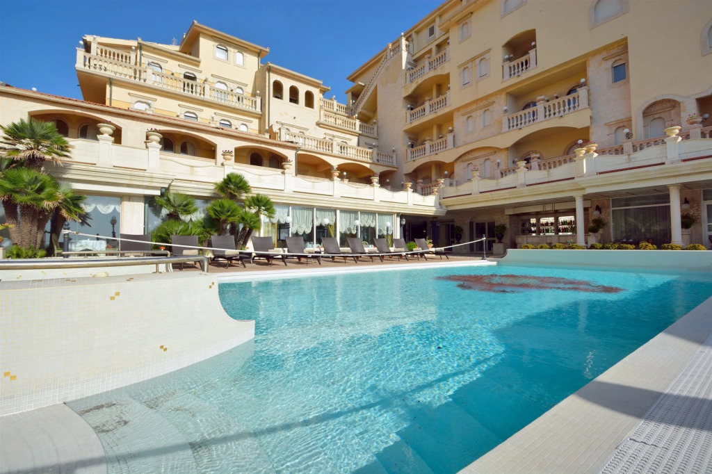 Hellenia Yachting Hotel & SPA