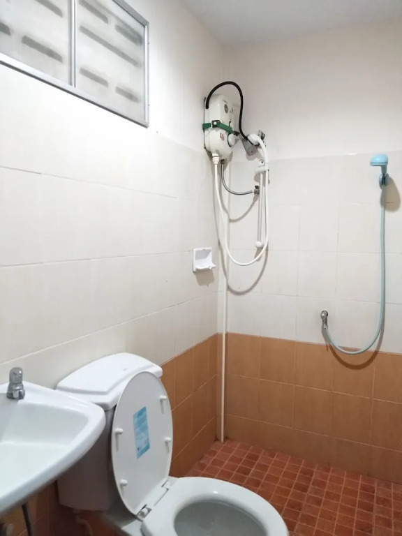 Chuan Chuen Hotel