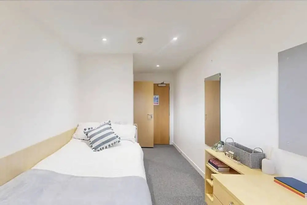 Student Only Ensuite Plus Edinburgh