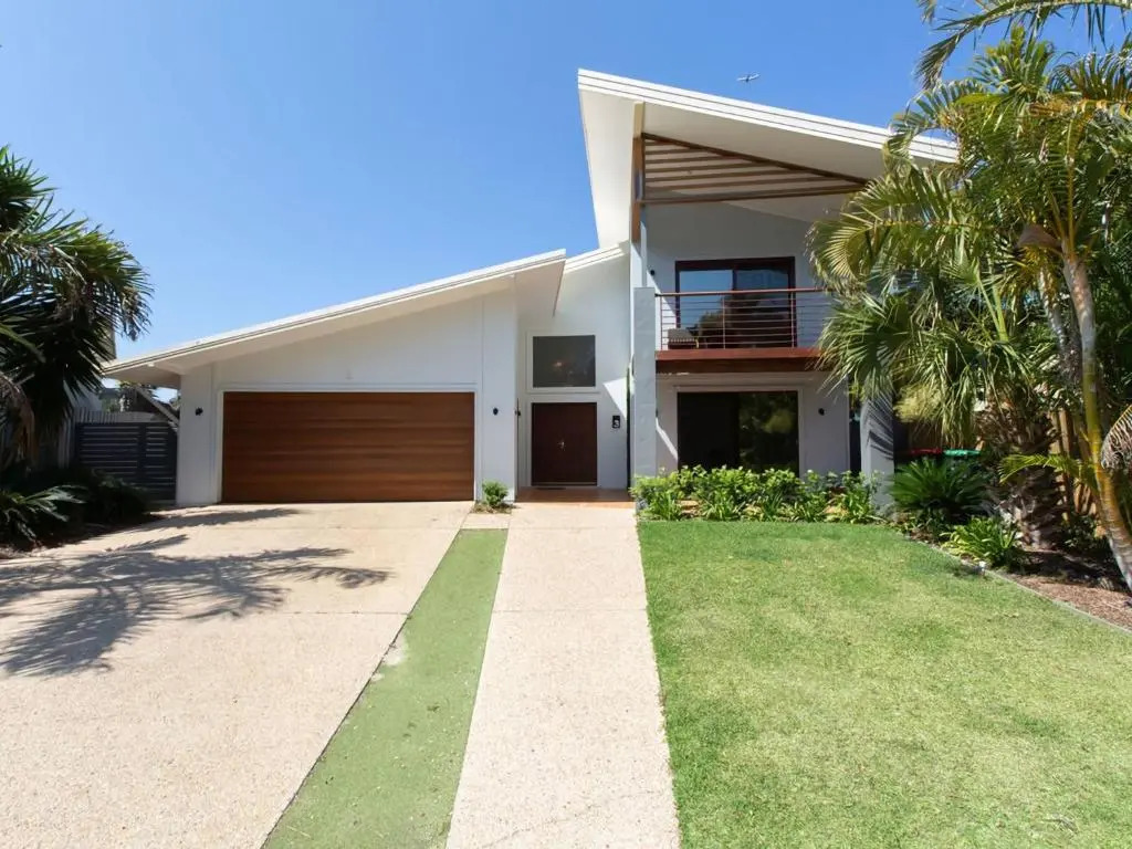 Coastal Soul - Pet Friendly, Family Entertainer with Pool