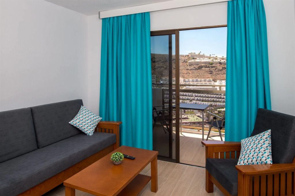 Apartamentos Montesol