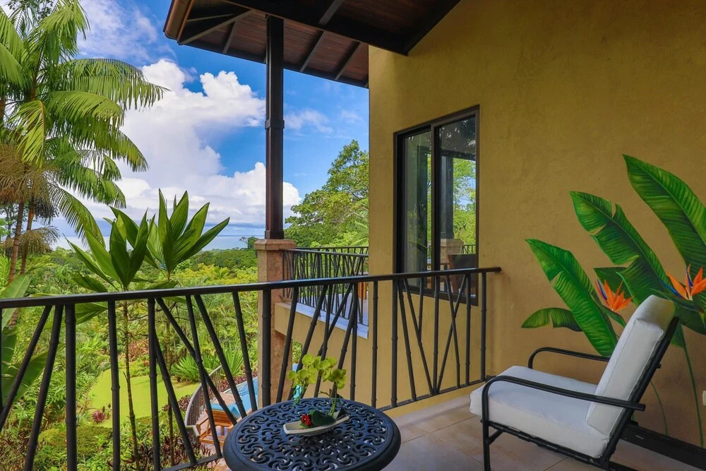 Secluded 3 Bedroom Oceanview Oasis Private Pool