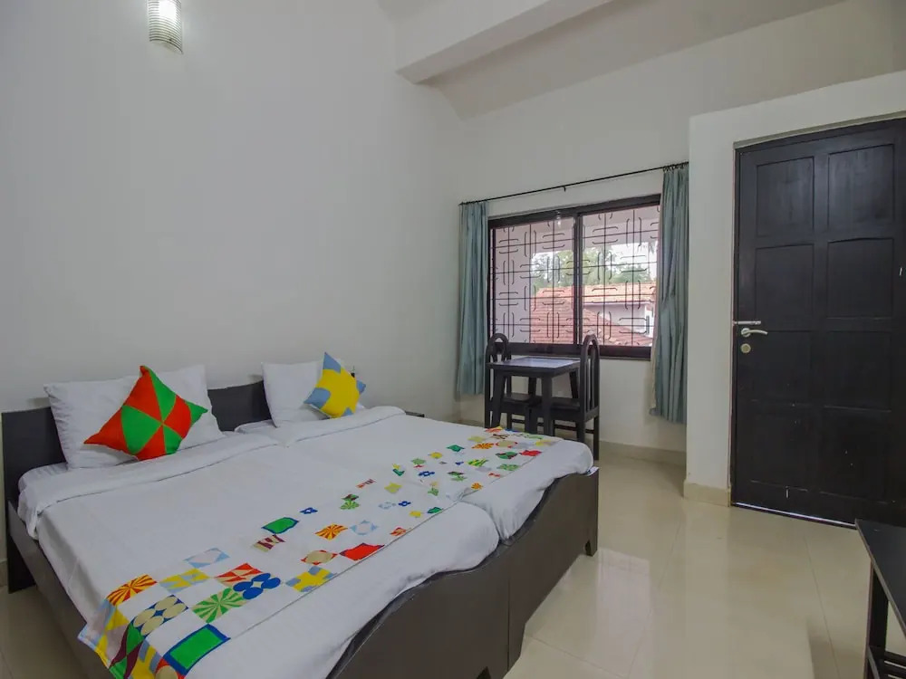 OYO 15774 Home Modern Studio Hill View Anjuna
