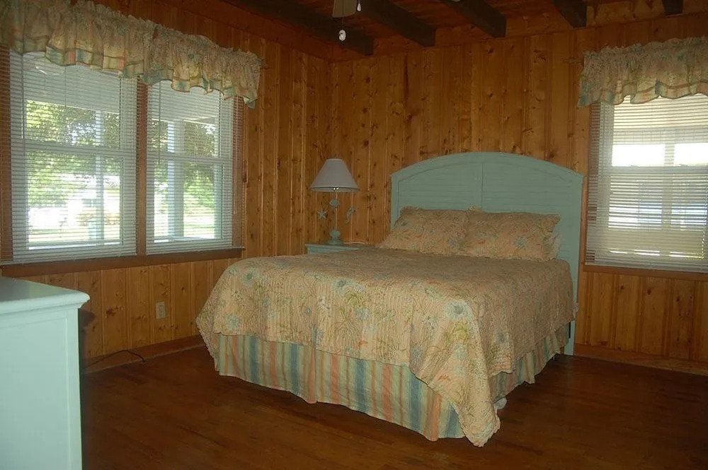 Mermaid Cottage - 3 Br Home