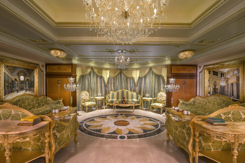 Royal Rose Hotel Abu Dhabi, Curio Collection by Hilton