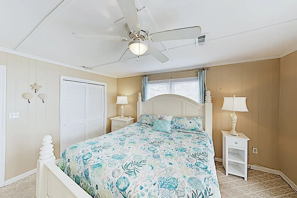 New Listing! Beachfront Home W/ Pool & Large Deck Home