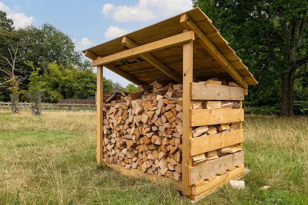 Drovers Hill at Stonor - Redwood - Shepherds hut
