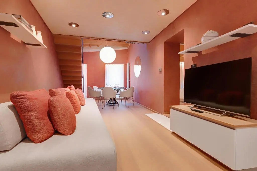 1881 LUXURY SUITES