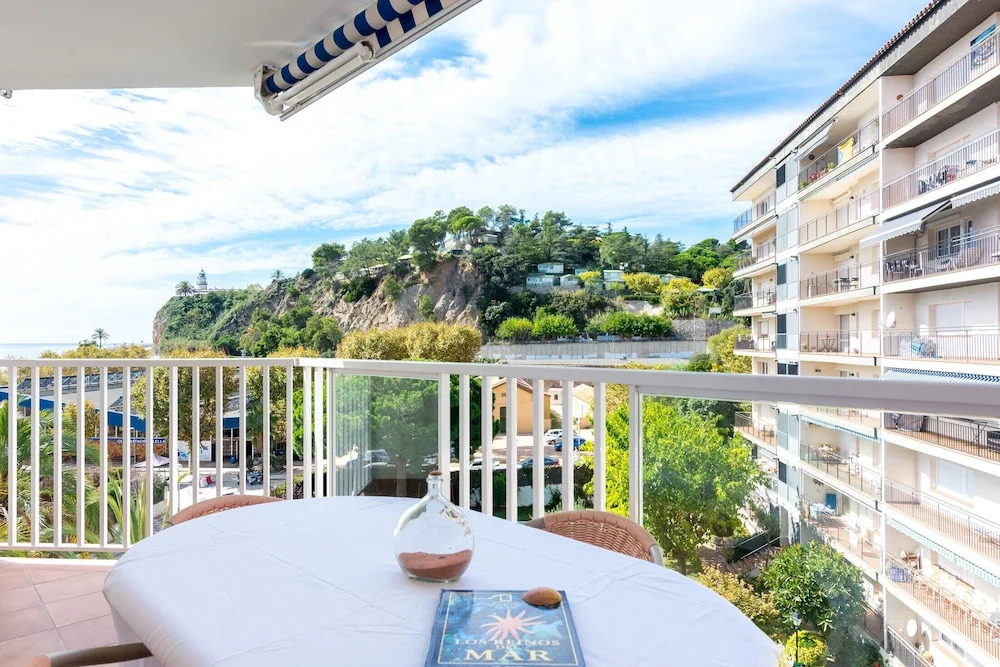 HomeHolidaysRentals Etincelle
