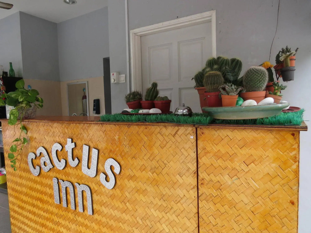 Cactus Inn