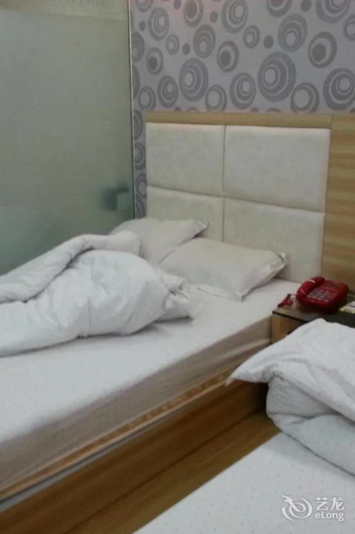Yaxuan Hotel