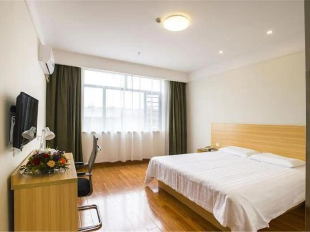 Homeinn Hotel (Nanchang Bayi Square Second Affiliated Hospital)