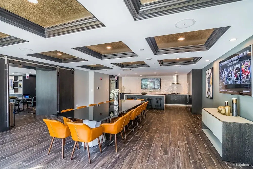 Apartment in River North with Balcony