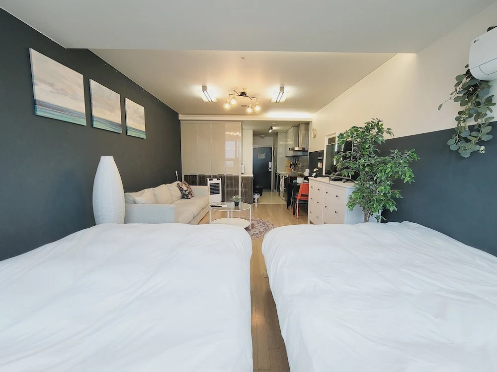 D-3 RaDi's House