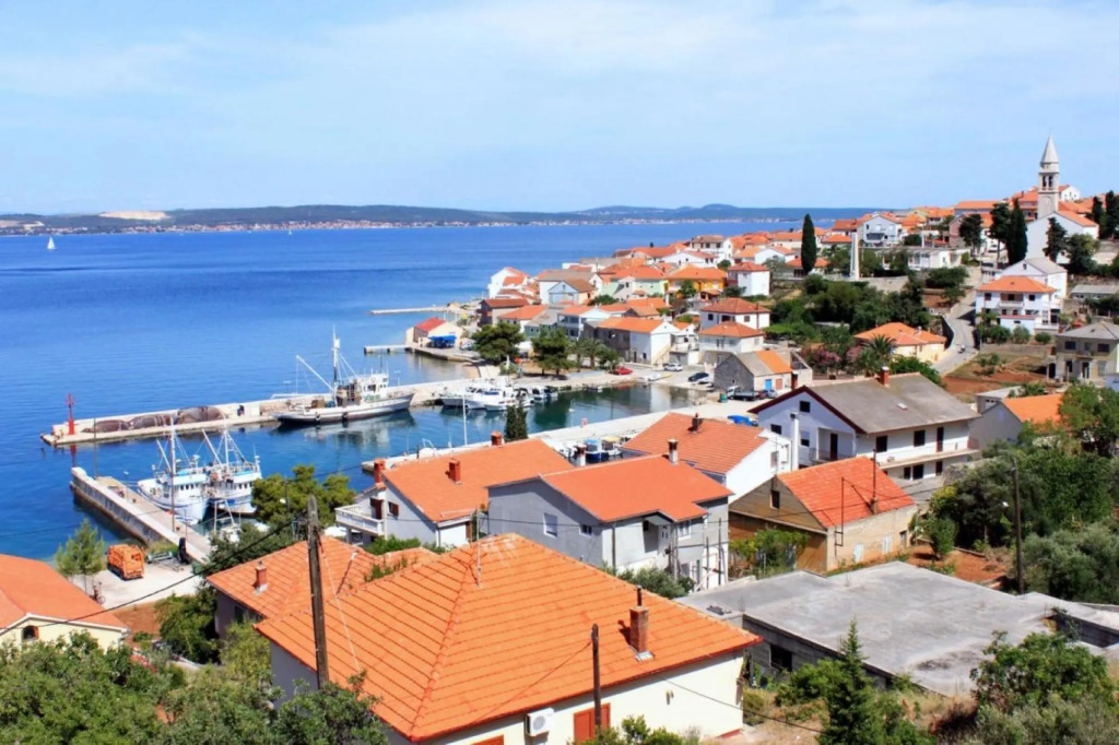 Nada - 100 m From Beach - A2 Desni