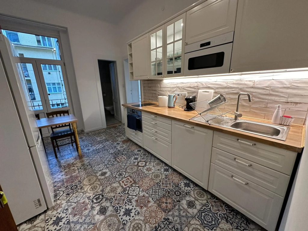 Karlin Balcony Apartment