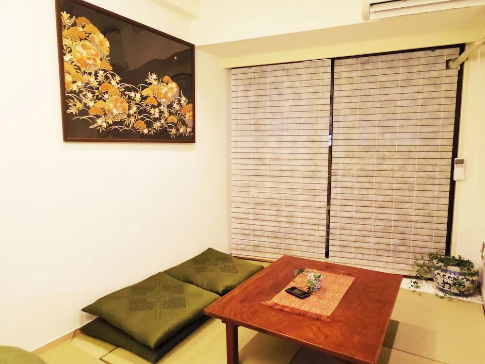 Cozy Japanese Style Room