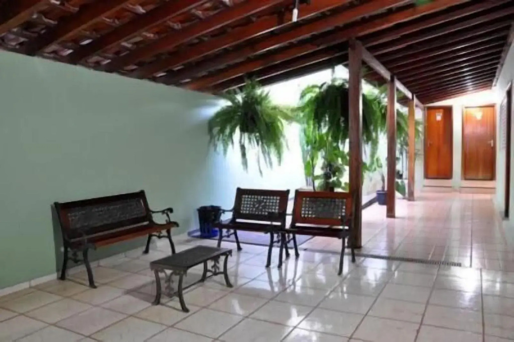 Hotel Carolina 2 - próximo a Universidade de Uberaba uniube - ao Aeroporto Fórum De uberaba - hospital Mario Palmeirio ao Hospital São Marcos e hospital Regional