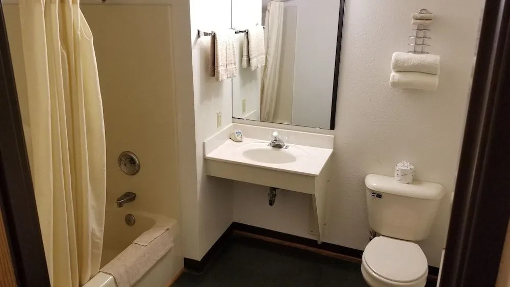 Plymouth Suites