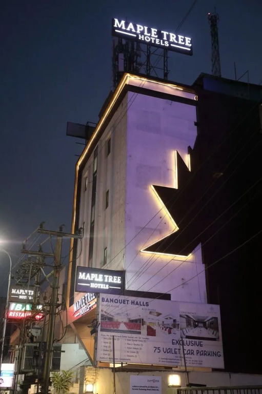 Maple Tree Hotel