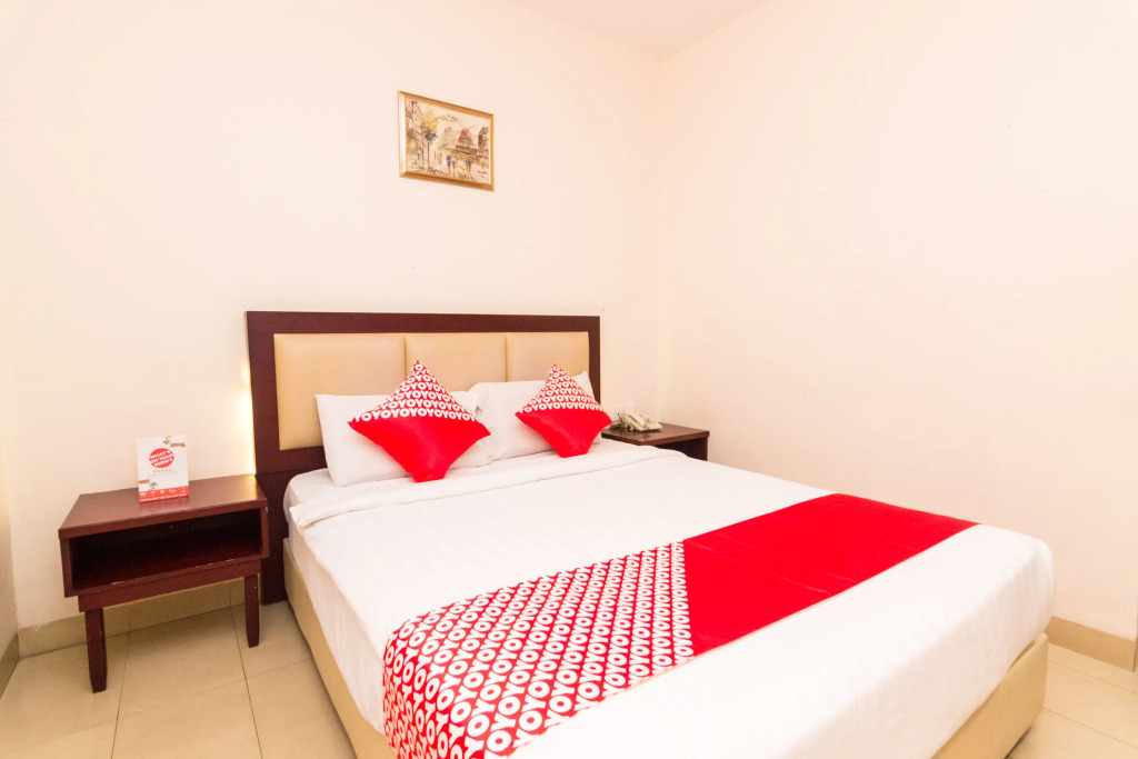 Lovina Inn - Nagoya Batam