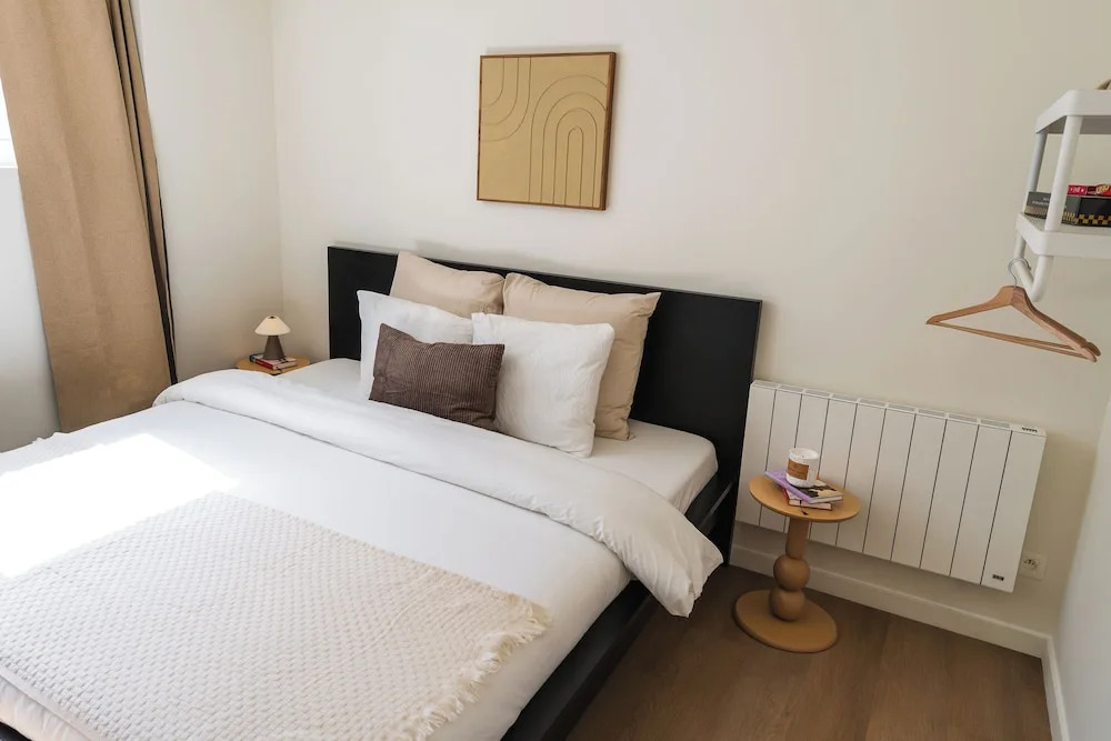 Comfortable Stay for 2 Easy City Access