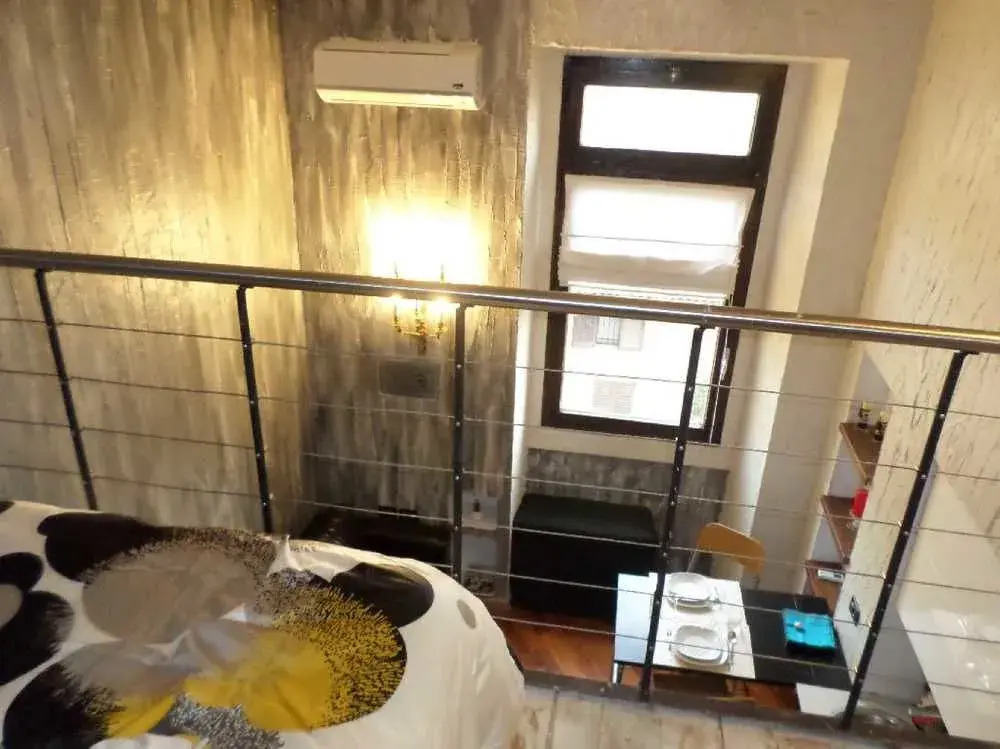 Brera Industrial Design Apt