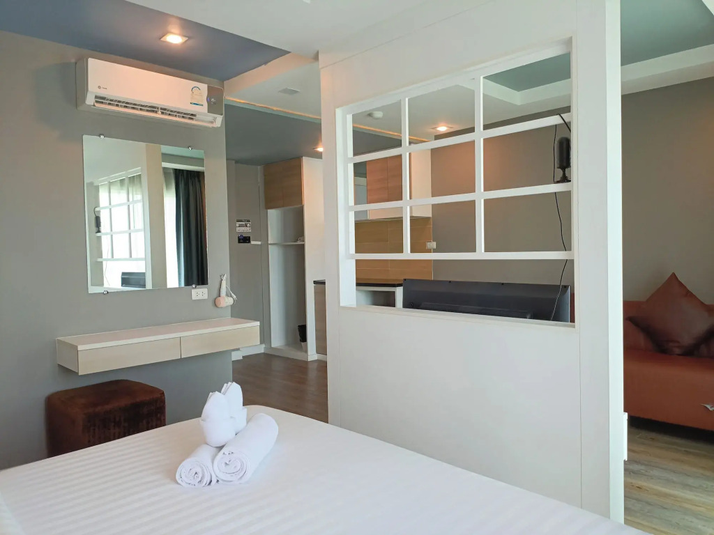 Wisdom Hotel & Residence