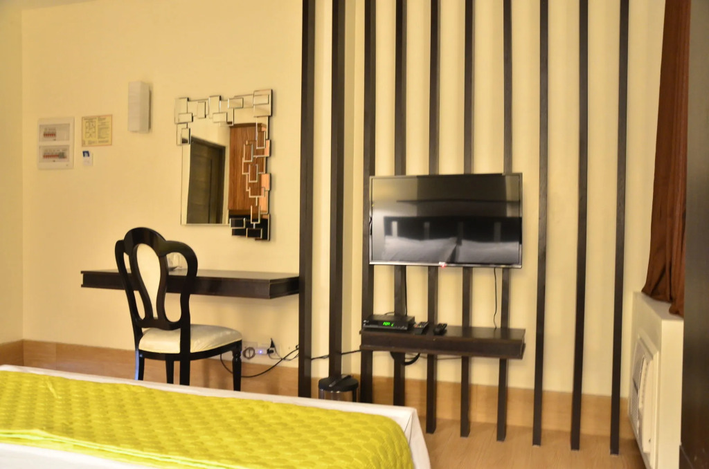 Oriental Zen Suites