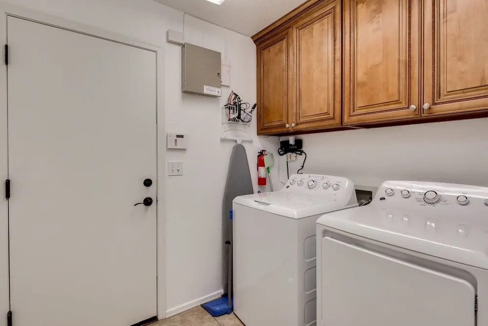 Sack Dr 3 Bedrooms 2 Bathrooms Home