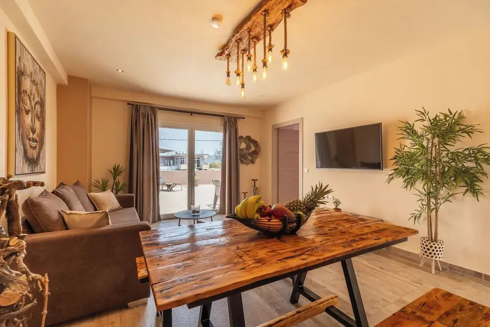 Semiso Beach Suites