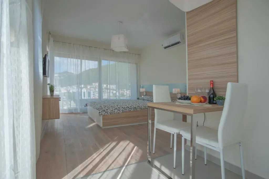 JK Suites