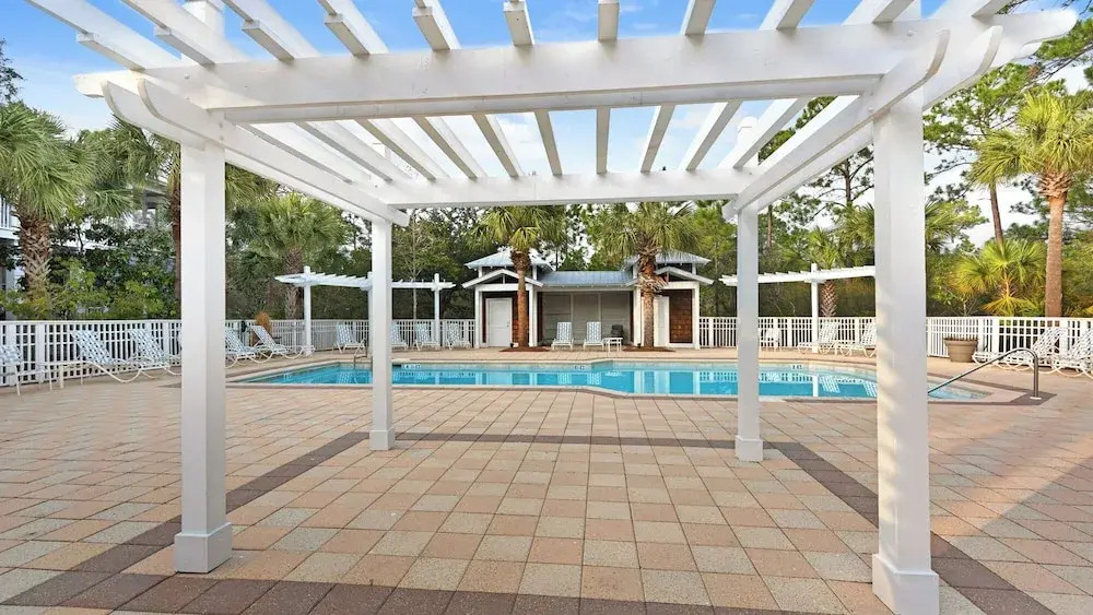 Close to the Beach & Close to the Pool