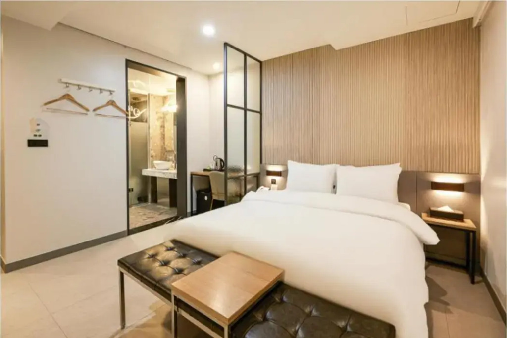 Hotel 99 Prestige