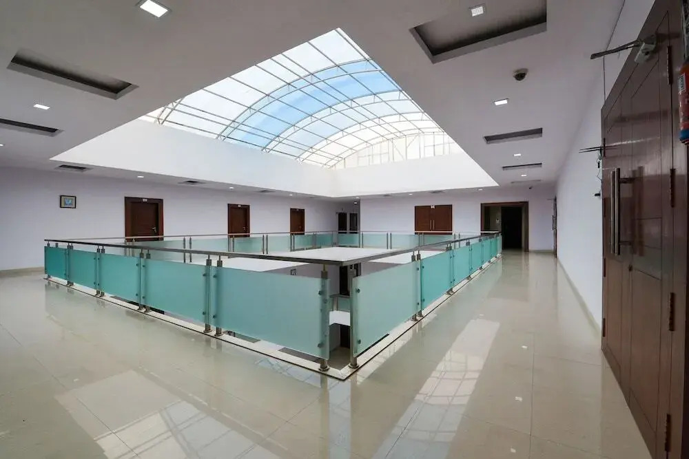 Green City Club by OYO Rooms