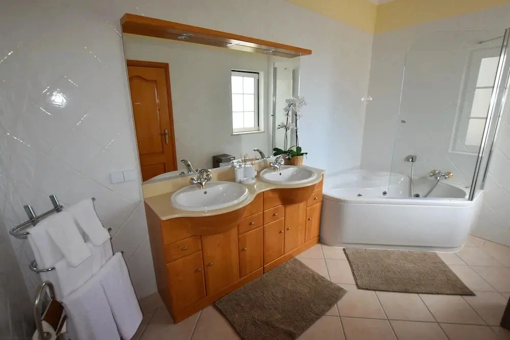 Exceptional Villa With Swimming Pool Close to Beach & Golf. Ideal for Families