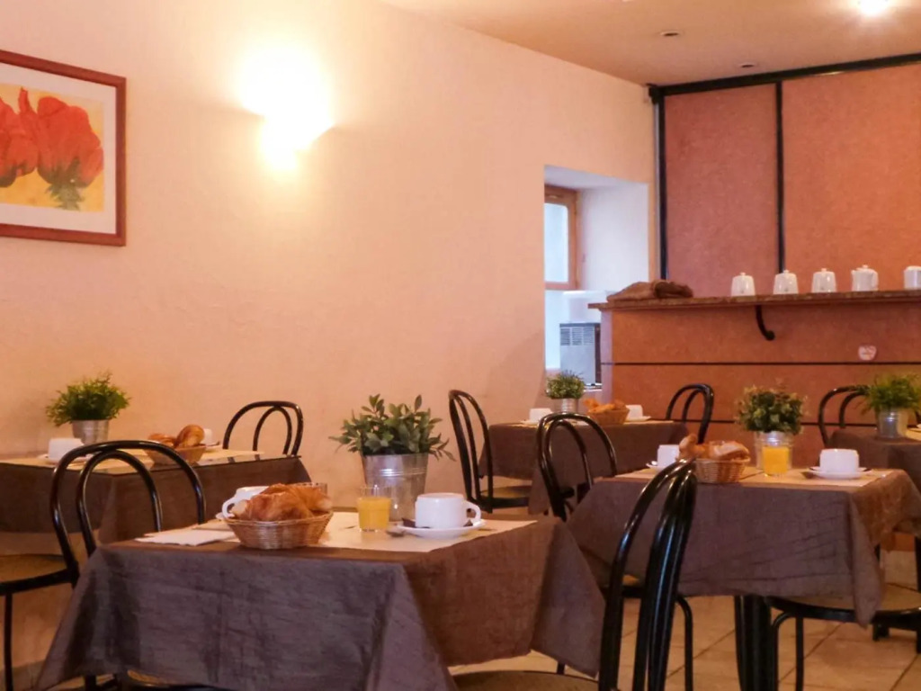 Logis Hôtel Saint Jacques