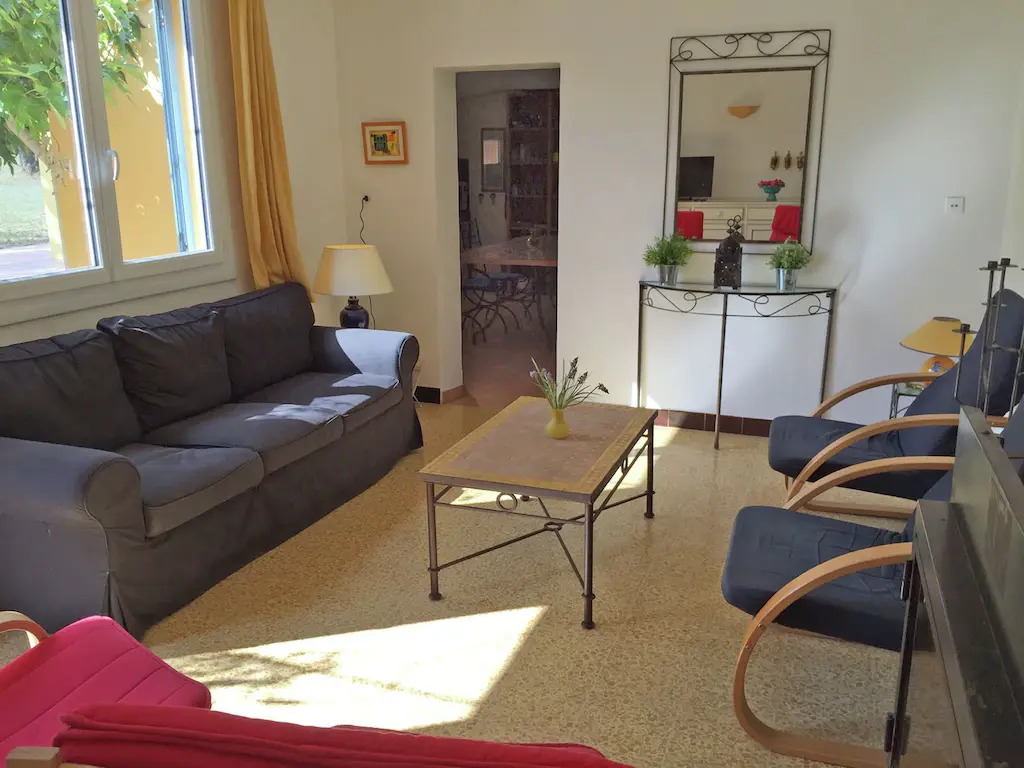 Holiday Home in Villecroze With Pool & Garden