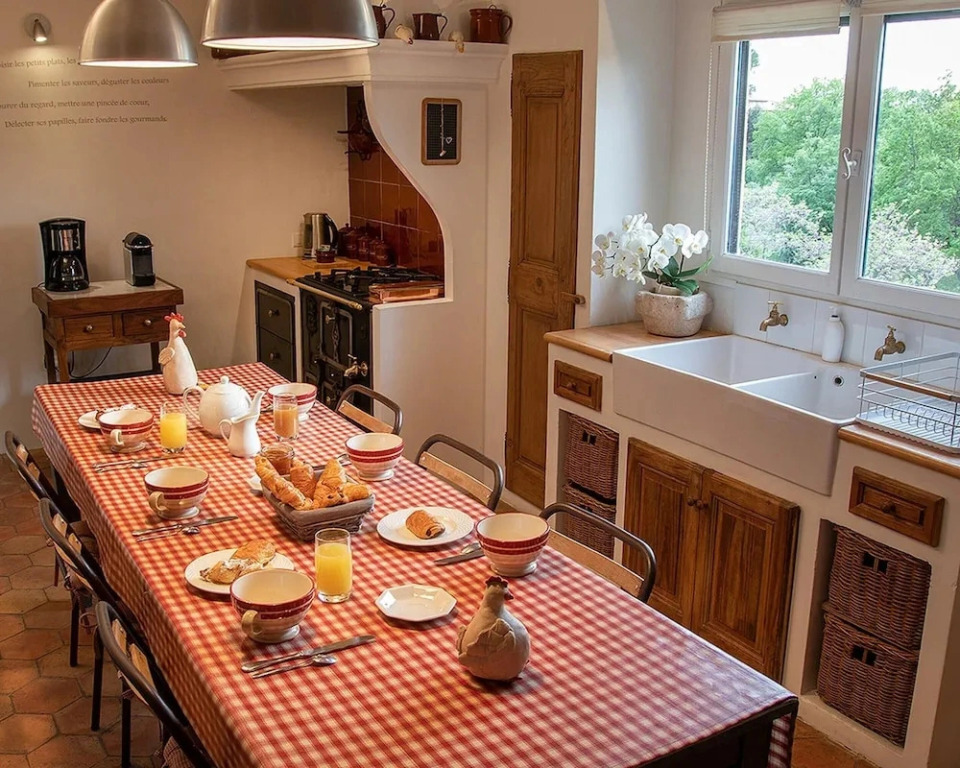18thc Perfumers Home, Heated Pool & View