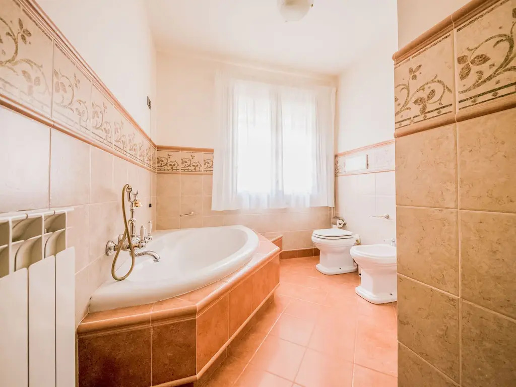Spacious Villa in Castellammare del Golfo with Swimming Pool